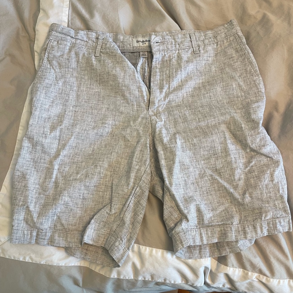 Men's Gray Shorts